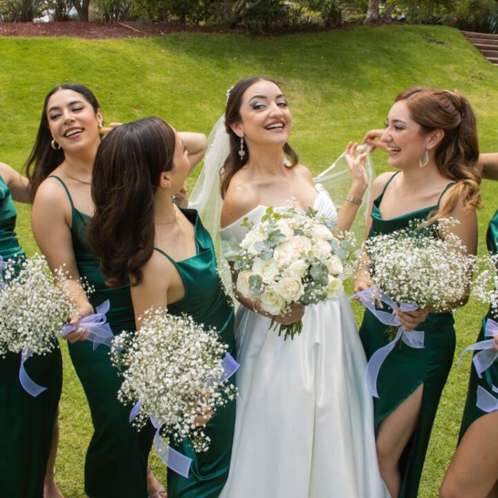 Bridesmaid Responsibilities: What to Expect Before and During the Wedding