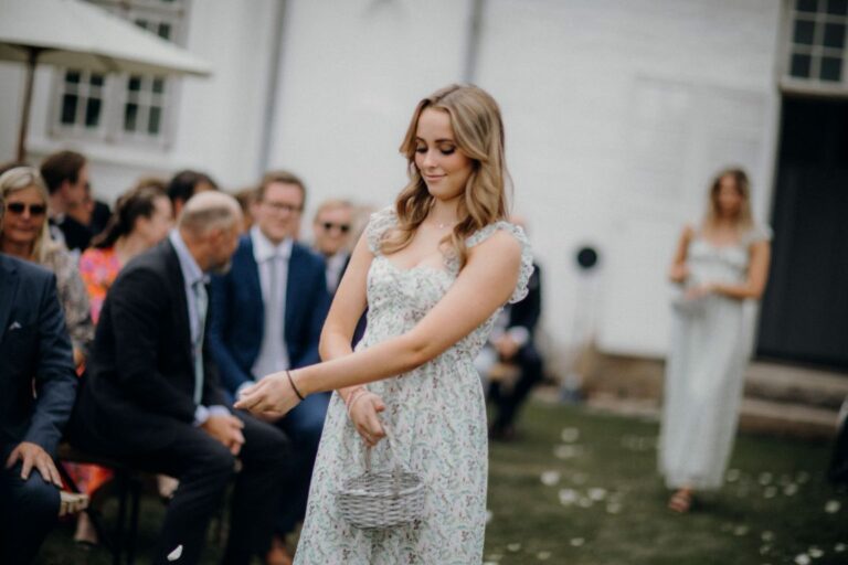 What to Wear to a Fall Wedding: Guest Outfit Ideas for Every Dress Code